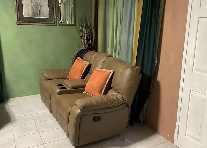 Jade Coast Getaway Near Guest house